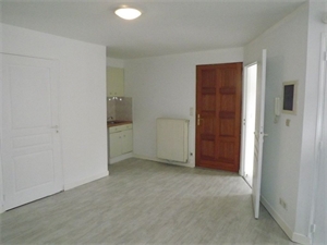 appartement à la location -   86000  POITIERS, surface 30 m2 location appartement - APR722287